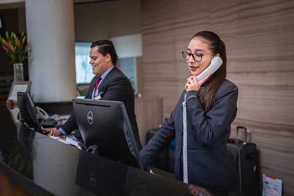 Comment choisir un hôtel d'affaires avec bon Wi-Fi ?