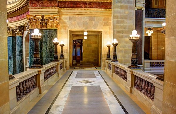 Où vivre une expérience hôtelière unique ? Les 5 destinations les plus exclusives pour un séjour inoubliable !
